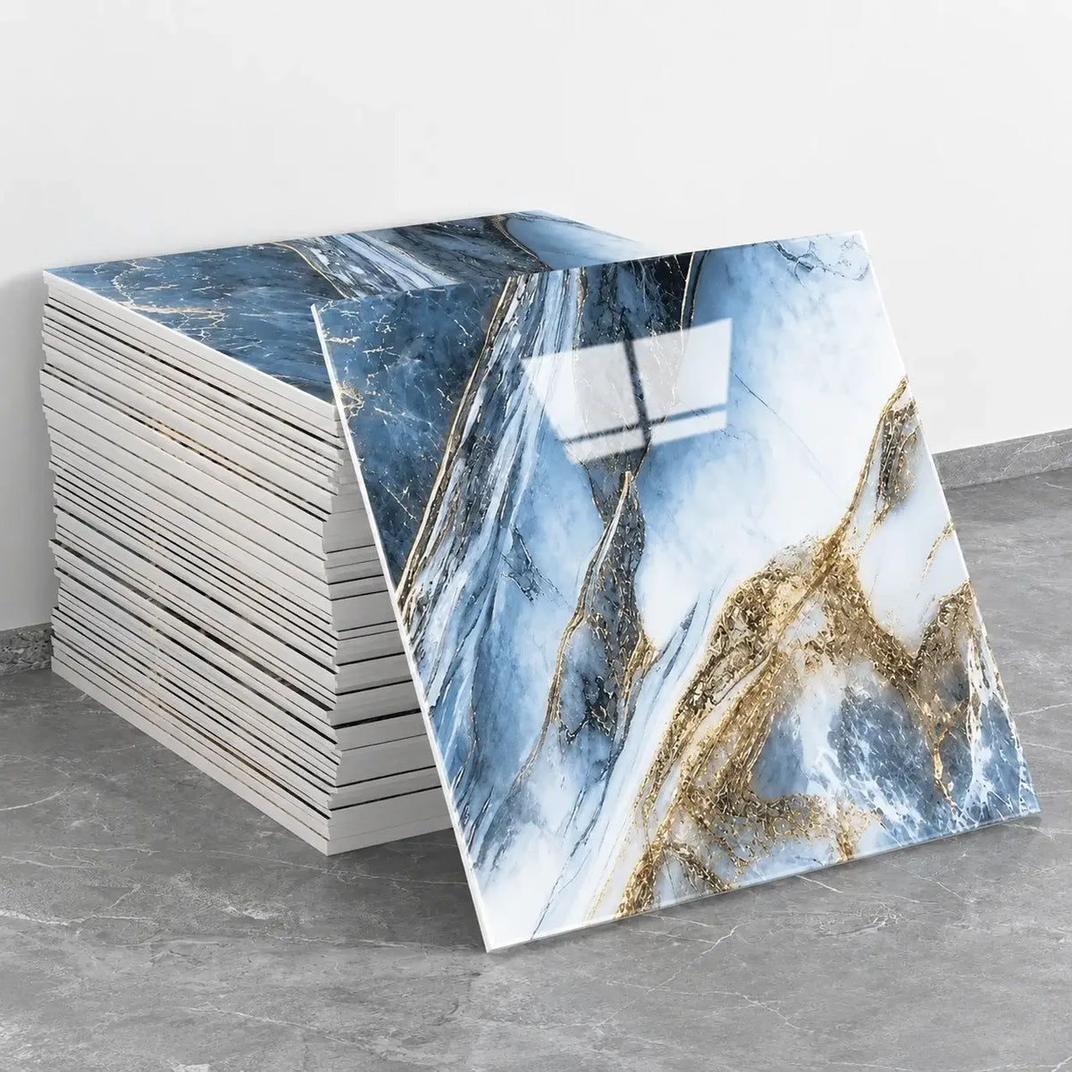 Minéra – Carrelage mural adhésif effet marbre bleu doré – détail ou mise en situation, vue 4
